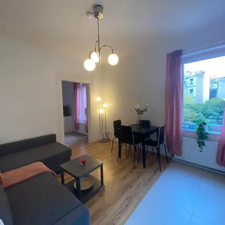 Apartmán Gemutliche Mitten In *